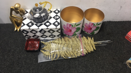 Glass Tea Cattle Art Figure and Other Home Items