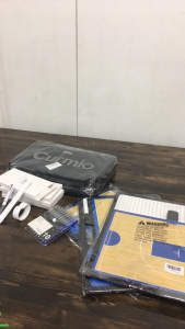 (1) Curmio Cosmetology Supply Bag(1) Vitoler 10pc Pens (4) 20pc Sillicone Planer Memo Pad (3) Leap Coach Board Bascketball