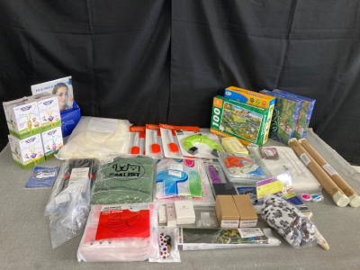 Box of Amazon Consumer Goods: Winter Coat, Toy Sprinklers, Silicone Spatulas, Puzzels, home Decor, Face Masks, Unframed Wall Art, Face Shield, Golfing Putting Cup, Party Supplies, Teething Tools, Patches, fidget Poppers, Paint Brush, Miracase, Calming Fac