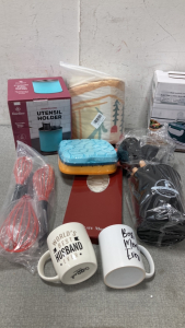 Electric Lunchbox, Utensil Holder with Utensils and Other Kitchen Items