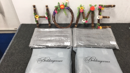 Bath Matt&rsquo;s, (2) Bedding Covers, Home Decor