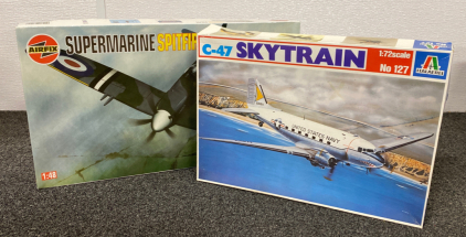 (2) Airplane Model Kits