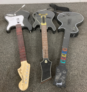 (3) Guitars For Guitar Hero Game