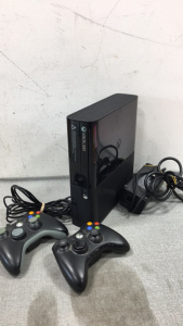 Black Xbox 360 w/ (2) controllers