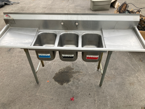 Commercial Food Metal (3) Sink Station