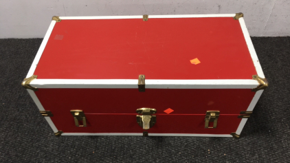 10” x 20” x 9.5” Red Chest