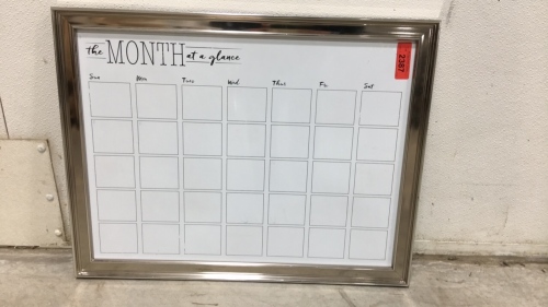 ‘Month at a glance’ whiteboard