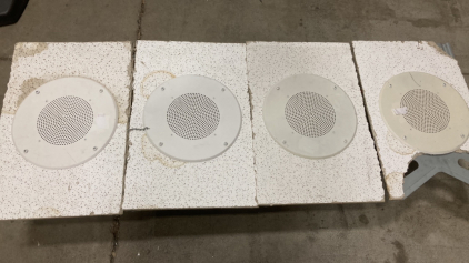 (4) Ceiling speakers