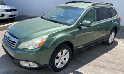 2010 Subaru Outback - AWD - Clean!