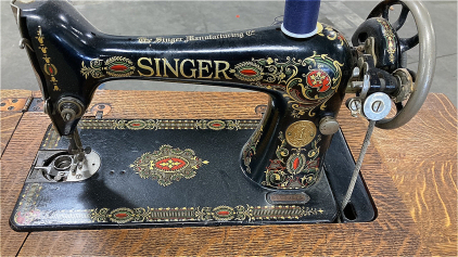 Vintage Singer Sewing Machine