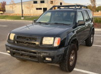 2000 Nissan Xterra - 4x4!