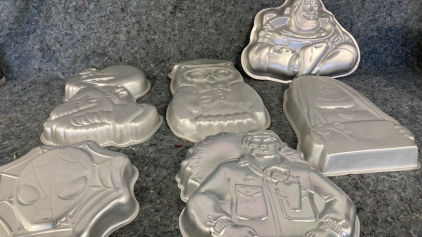 Cake pans Fictional Characters