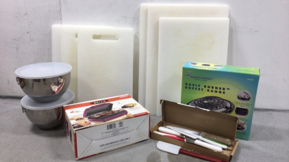 (6) Cutting Boards, (2) Set of 3 Metal Bowls w/ Lids, Brownie Maker, Basic Burner Buffet Range, (6) Kitchen Knives and Spatula