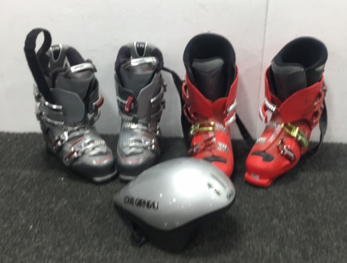 Snowboard shoes and helmet