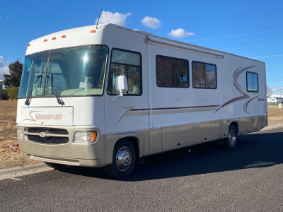 1999 Windsport Motor Home - 14K Miles