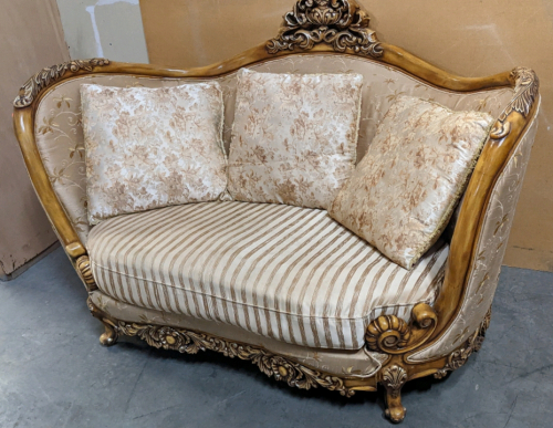 Fancy Vintage Love Seat