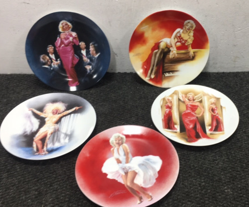 Marilyn Monroe collectors plates