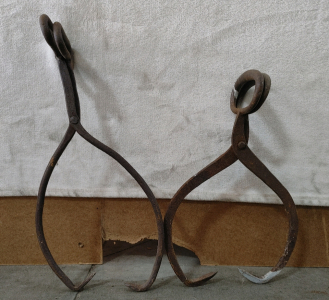 (2) Vintage Ice Claws
