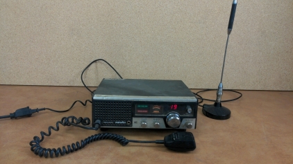 Vintage Realistic CB Radio