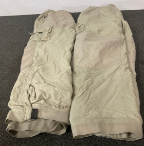 (2) Pairs of XL Snow Pants