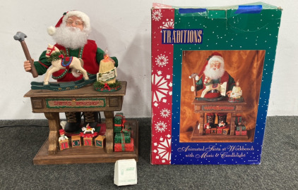 Traditions &ldquo;Santa&rsquo;s Workshop&rdquo; Decoration