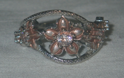 Silver-Toned Flower Ring Size 9.5
