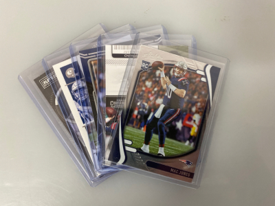 (5) Mac Jones Football Cards