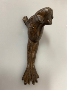 7” Long Cast Iton Frog Doorstop