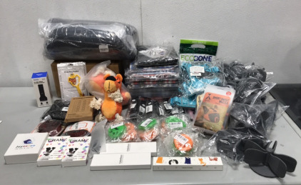 (1) IVYSHION Dog Car Seat, (2) CWAMZ Air Tags for Dogs (1) Otirilo UV + Laser Flashlight, (3) Azuza Dog Harnesses (1) Large and (2) Small, (1) Matilor Dog Harness and Leash XS, (5) 45 x 60 Plaid Cage Liners, (2) 60 x 120 Cage Liners, (8) Timos Nylon Dog C