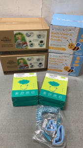 (2) Foldable Travel Potty, (2) Bath Visors & Rinse Cup Bundle and (4) Anti Lost Rope For Children