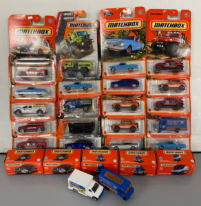 (27) Matchbox Cars