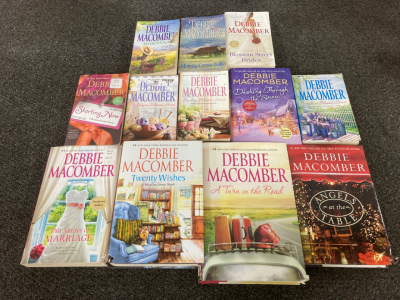 Assortment Of Debbie Macomber Books