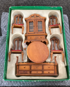 Miniature Furniture Set