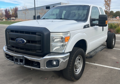 2014 Ford F-250 Super Duty - 4x4!