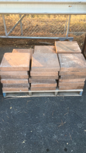 (32) Red Stone Pavers Step Stones On A Pallet