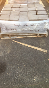 (1) Pallet Of Charcoal Owyhee Wall Wedge Stones