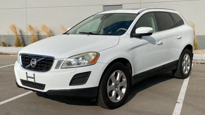 2013 Volvo XC60 - Clean!