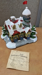 Hawthorne Village "Reindeer Barn & Weather Watch Tower" w/CoA