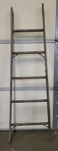 5' Decorative Ladder