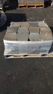 Pallet of (20) Posaterra Owyhee Wall Wdge Stones