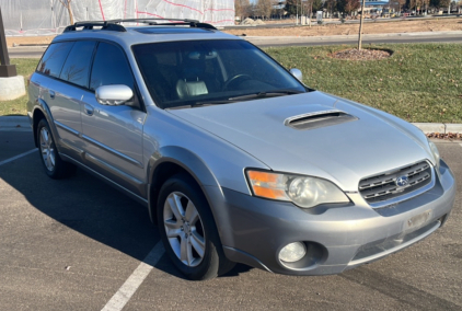 2005 Subaru Outback - AWD!