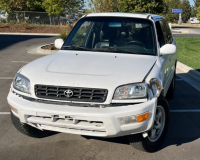 1999 Toyota Rav4 - 4x4!