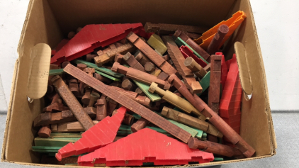 Box of Lincoln Logs