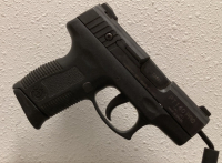 Taurus PT 140 Pro .40 Semi Auto Pistol — SDR52651