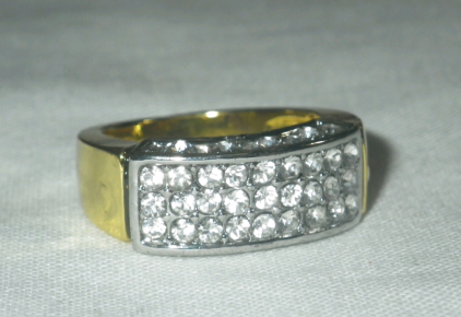 Gold Tone Paved Setting Size 6