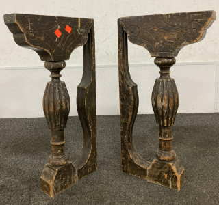 Decorative Vintage Wooden Pieces