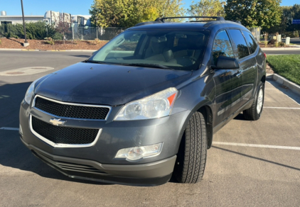 2012 Chevrolet Traverse - AWD!