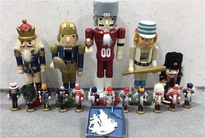 Christmas Items: Ornament, (17) Nutcrackers- WSU Football, Baseball, Football, Gold Glitter, Short Black Hat, (12) Mini