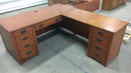L Shaped Desk