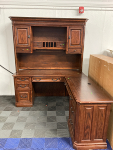 3- Piece Executive Office Desk/ 8- Drawer with Return